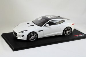 画像1: Top Speed TS0008 1/18 Jaguar F-Type R Coupe Polaris White