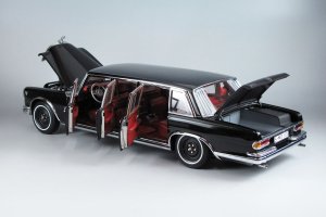 画像5: CMC M-200 1/18 Mercedes Benz 600 Pullman 6 Door (W100) Black