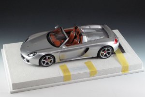 画像1: EIDOLON  EML070A   1/18 Porsche Carrera GT 2004 GT Silver Metallic 