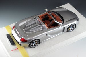 画像3: EIDOLON  EML070A   1/18 Porsche Carrera GT 2004 GT Silver Metallic 