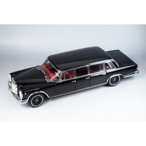 画像: CMC M-200 1/18 Mercedes Benz 600 Pullman 6 Door (W100) Black